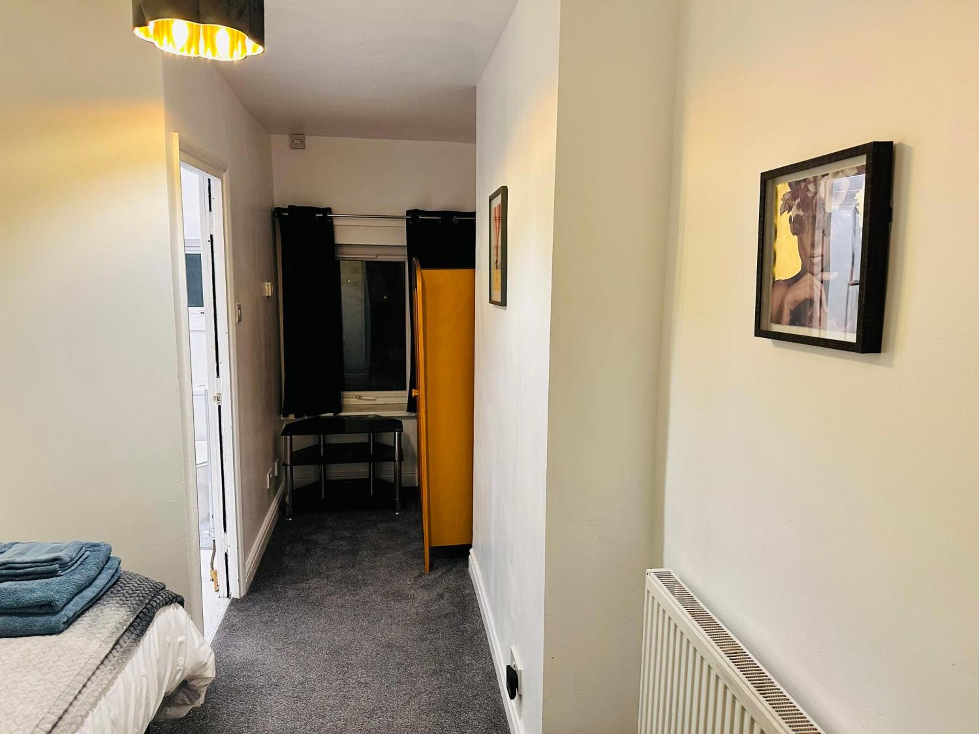 1 Luxe Exec Bedroom Apt Derby Buitenkant foto